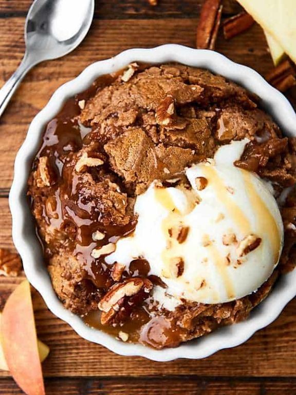 20 Easy 3-Ingredient Slow Cooker Dessert Recipes for Busy Days