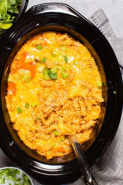 Slow Cooker Chicken Enchilada Pasta