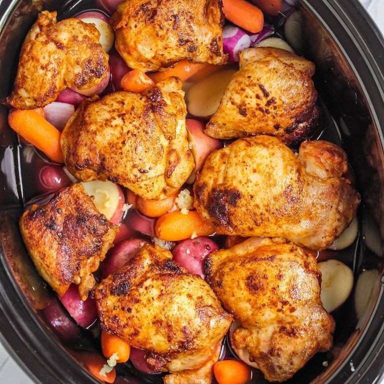 Slow Cooker Chicken Legs with Potatoes and Carrots