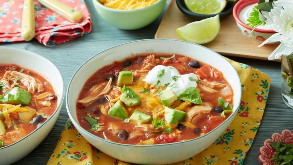 Slow Cooker Chicken Tortilla Soup