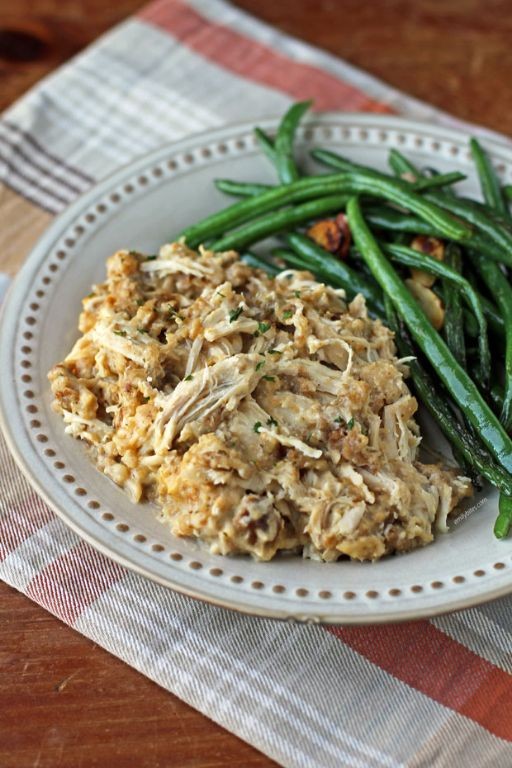 Slow Cooker Creamy Chicken and Stuffing