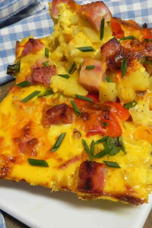 Slow Cooker Ham and Cheese Breakfast Casserole
