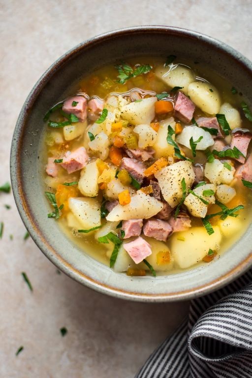 Slow Cooker Ham and Potato Soup