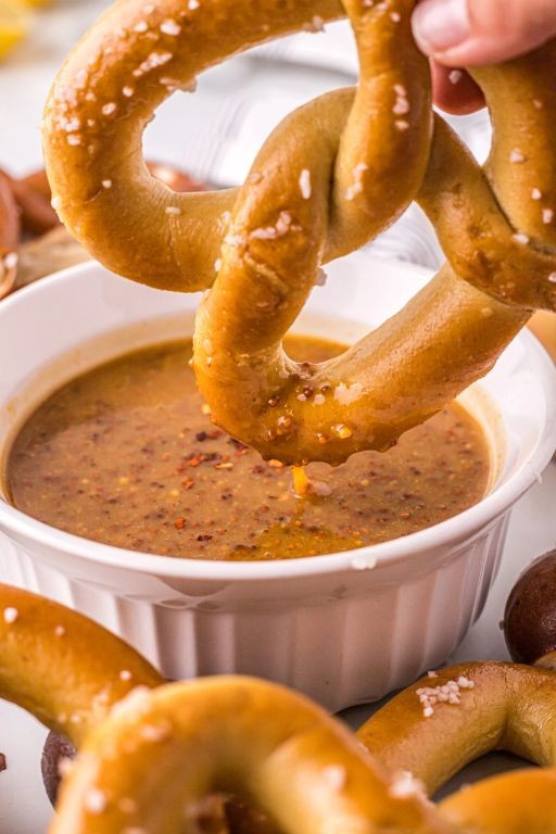 Slow Cooker Honey Mustard Pretzel Dip