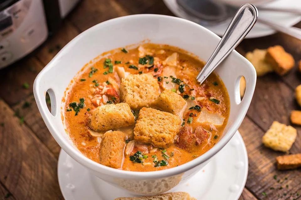 Slow Cooker Lobster Bisque