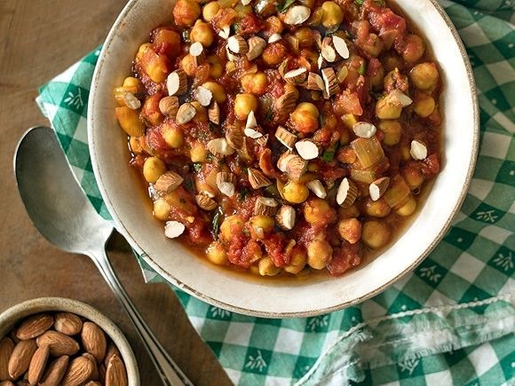 Slow Cooker Moroccan Spiced Chickpeas