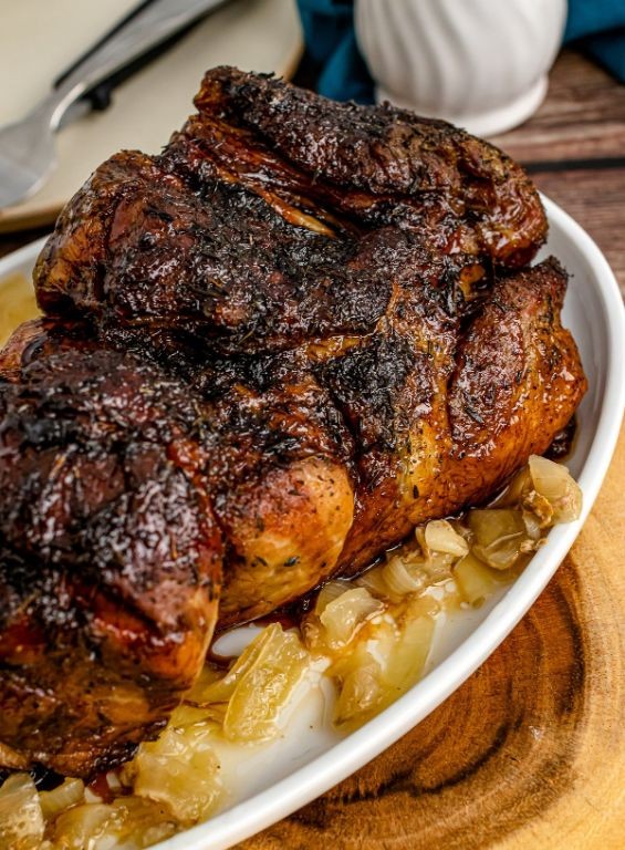 Slow Cooker Pork Shoulder with Balsamic Vinegar
