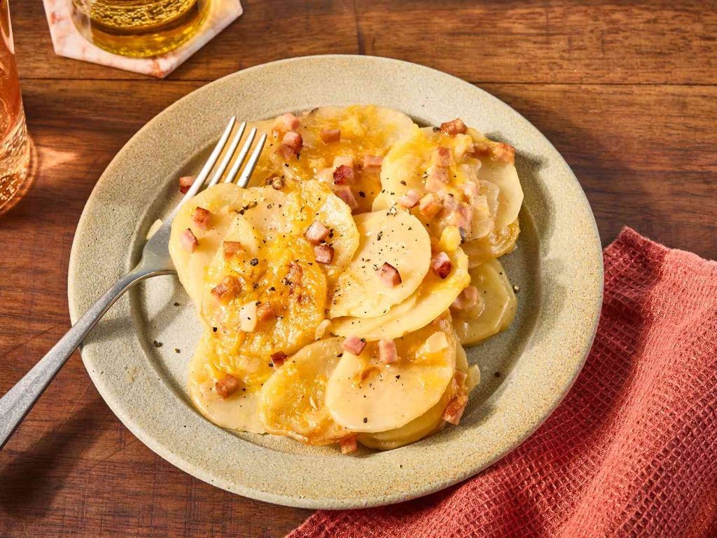 Slow Cooker Scalloped Potatoes and Ham