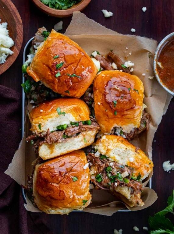 Slow Cooker Steak and Onion Jam Sliders