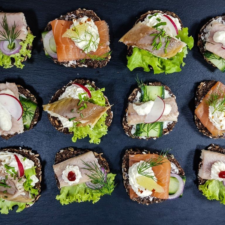 Smoked Eel with Horseradish Sauce