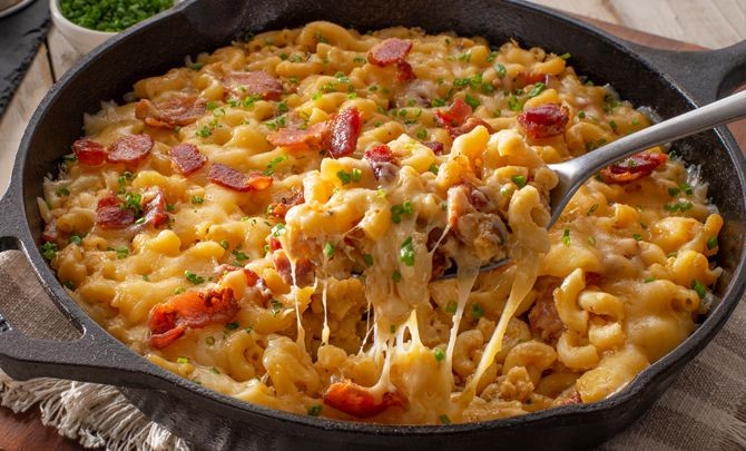 Smoked Mac and Cheese with Gouda and Bacon