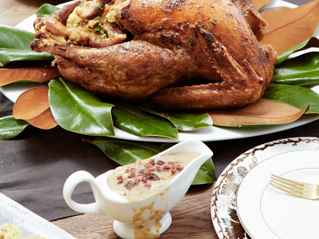 Smoky Bacon Gravy with Caramelized Onions