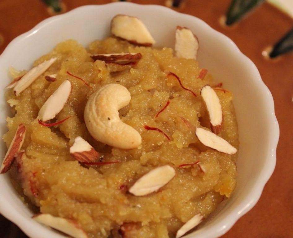 Sooji Ka Halwa with Apples and Walnuts