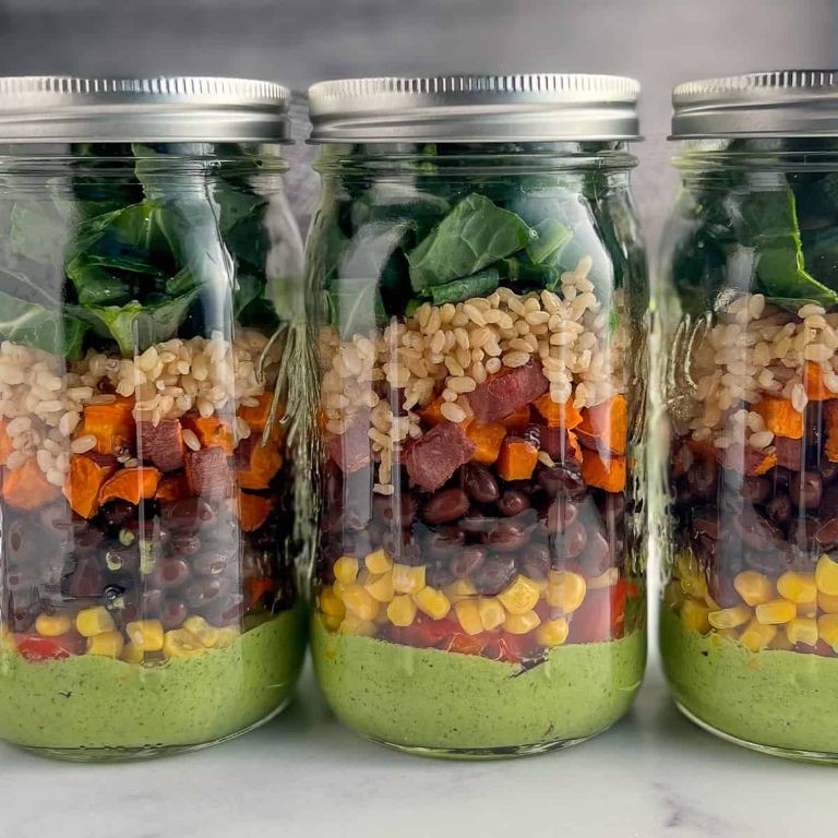 Southwest Black Bean and Corn Mason Jar Salad