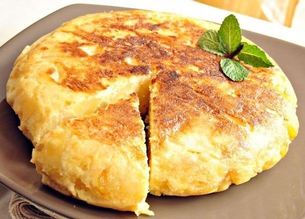 Spanish Omelette with Potatoes and Onions