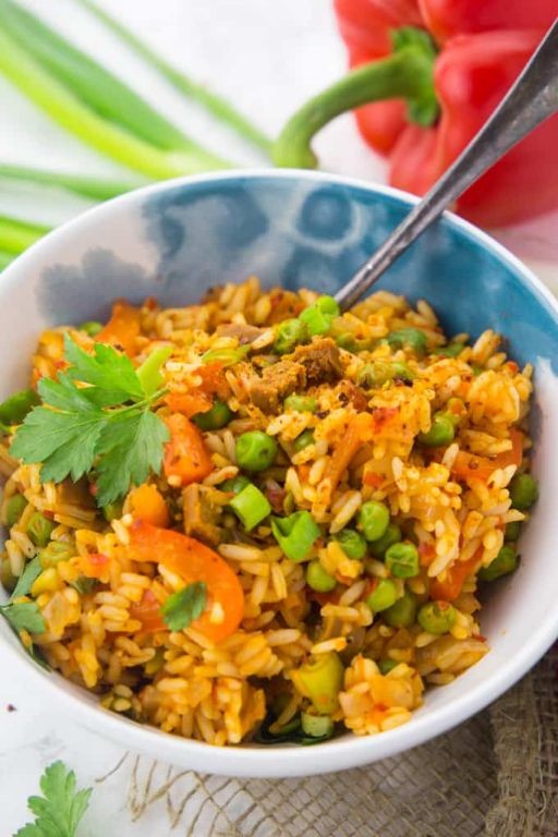 Spanish Rice with Bell Peppers and Peas
