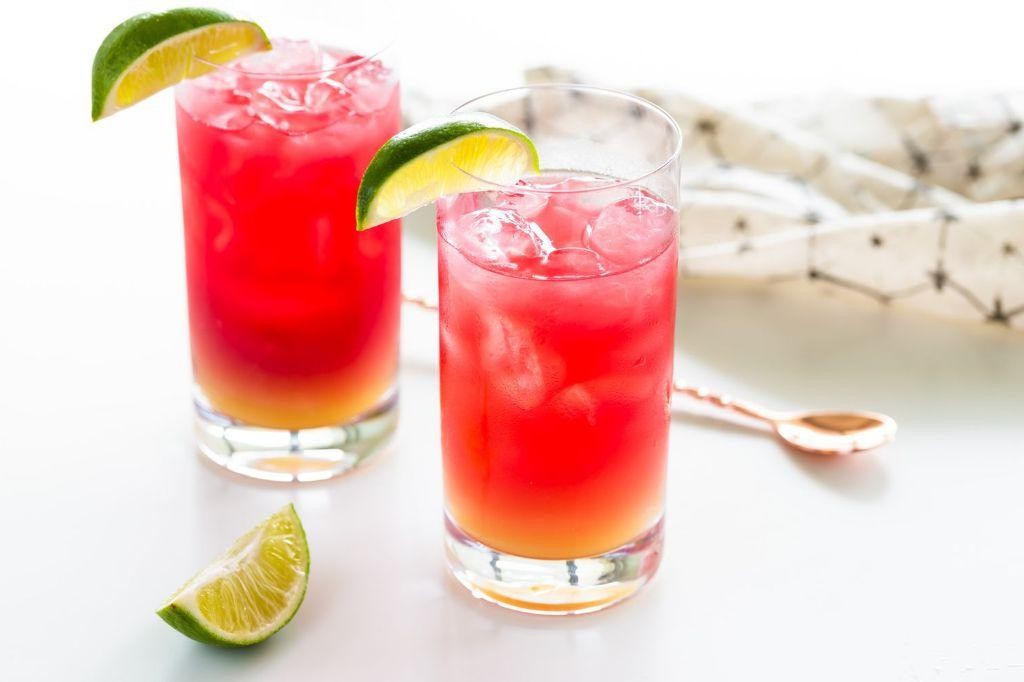 Sparkling Bay Breeze with Prosecco