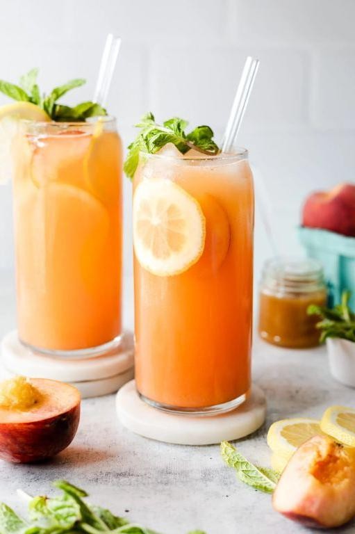 Sparkling Peach Lemonade