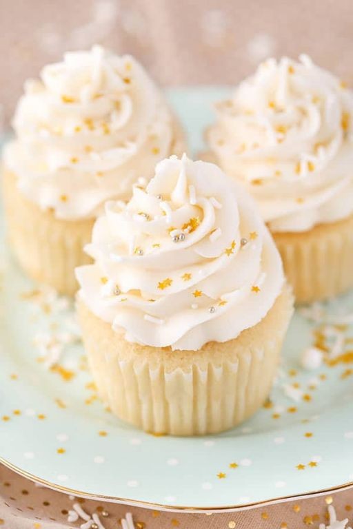 Speedy Vanilla Cupcakes