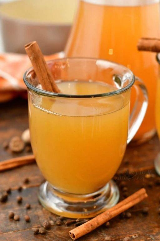 Spiced Bay Breeze with Cinnamon and Clove
