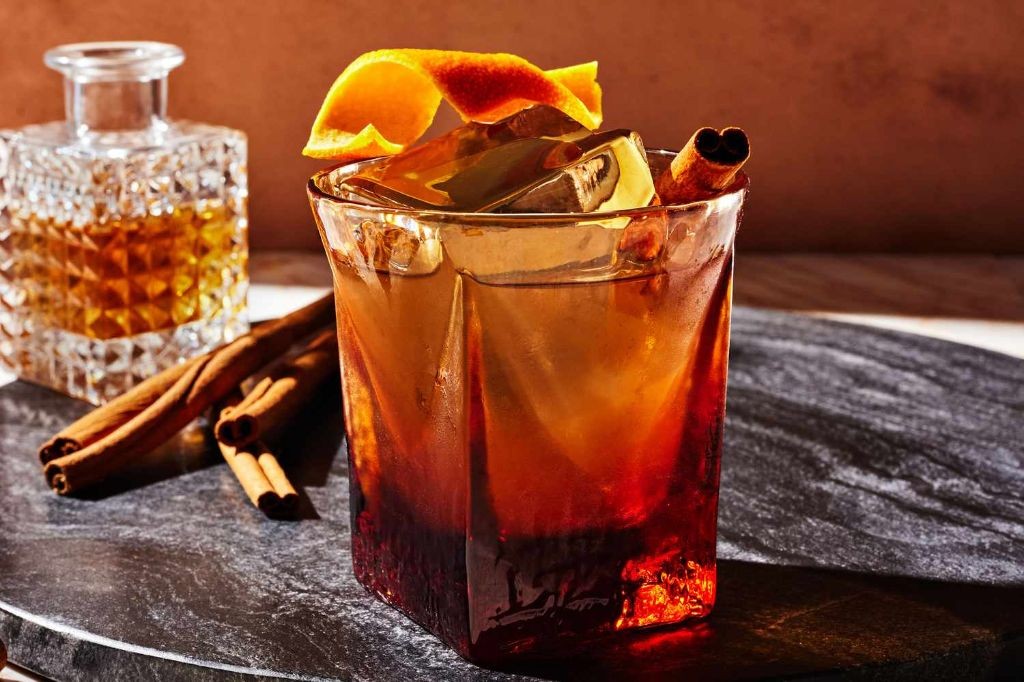 Spiced Godfather with Cinnamon Syrup