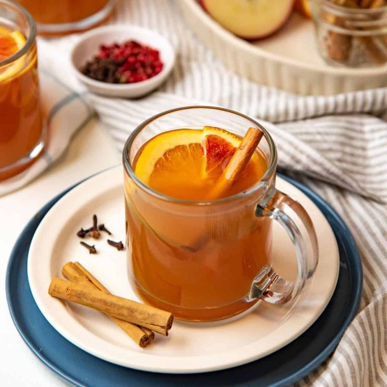 Spiced Maple Hot Apple Cider