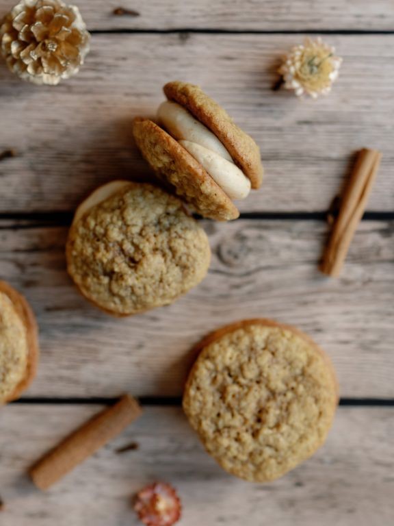 Spiced Persimmon Oatmeal Cookies