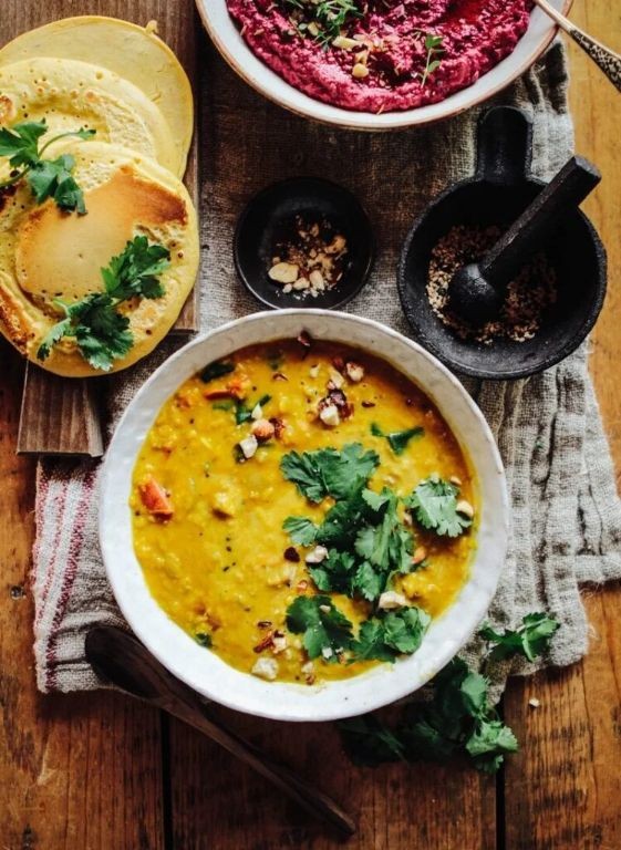 Spiced Red Lentil and Tomato Slow Cooker Soup