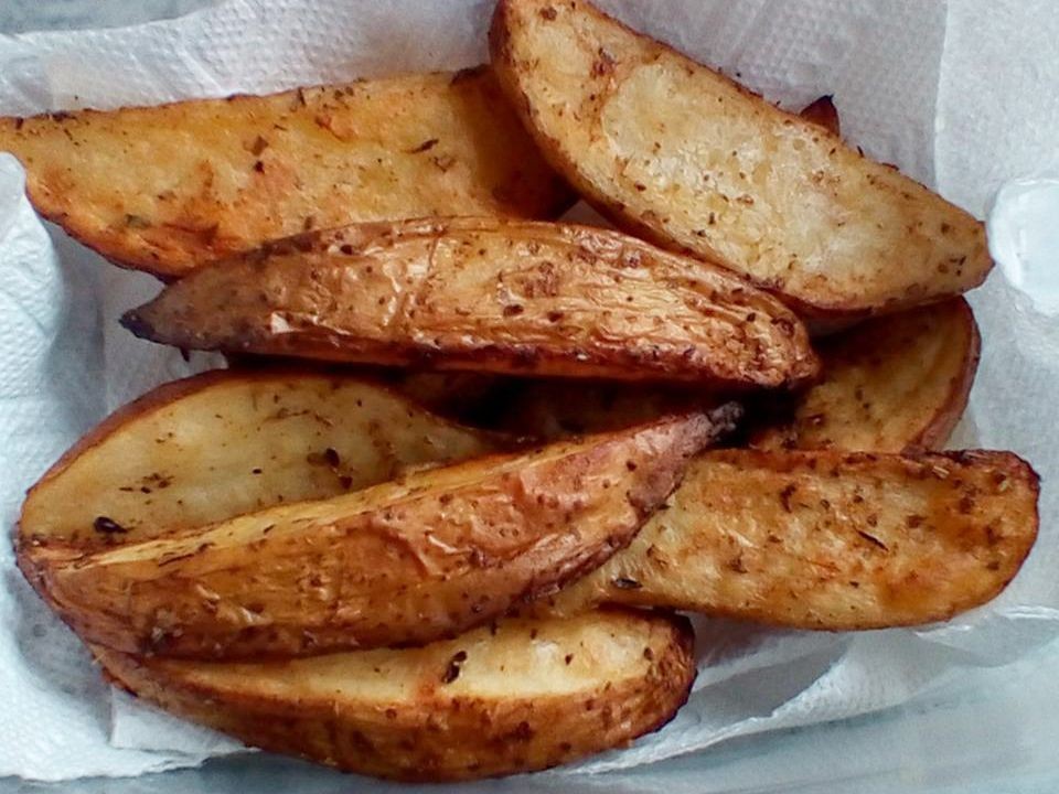 Spicy Cajun Potato Wedges