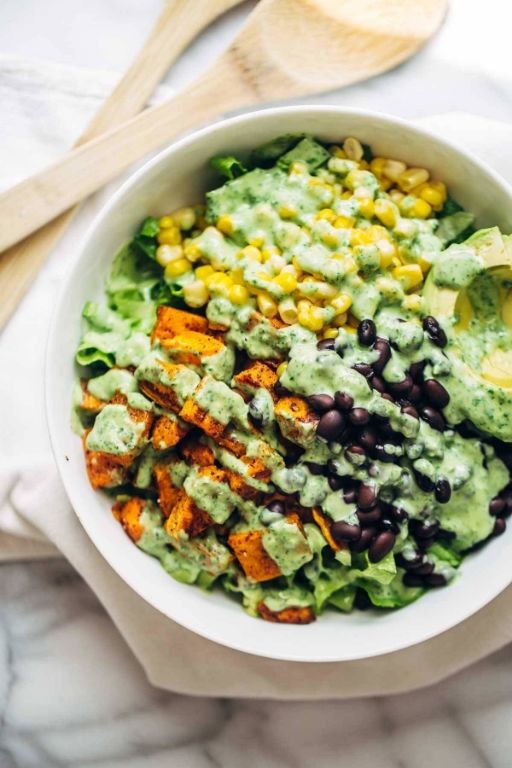 Spicy Chipotle Lime Lettuce Salad with Avocado