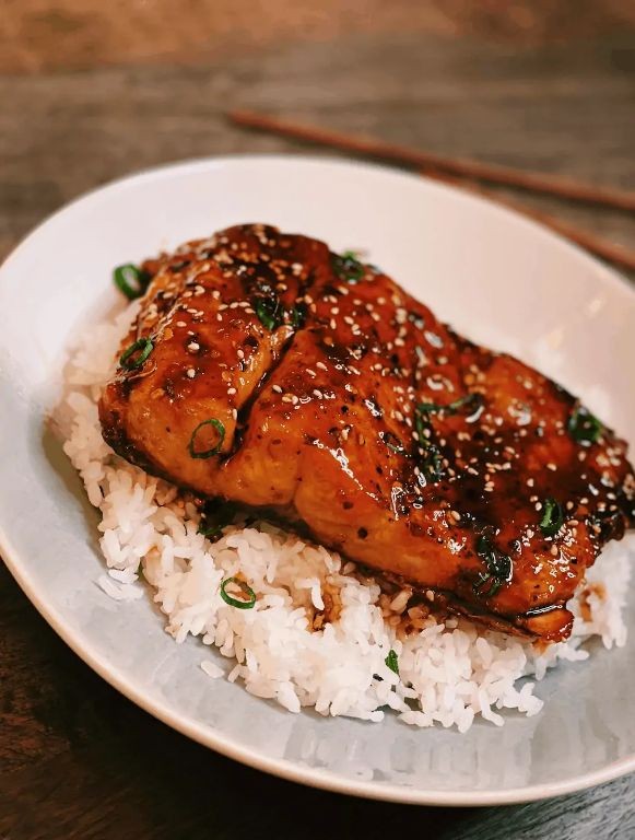 Spicy Honey Glazed Salmon and Shrimp Stir-Fry