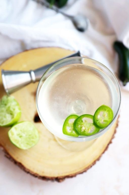 Spicy Jalapeño Vodka Gimlet