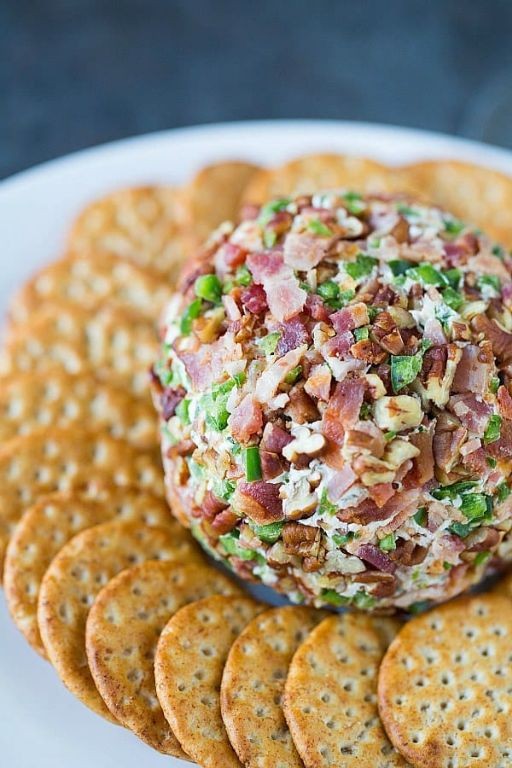 Spicy Jalapeño and Bacon Cheese Ball