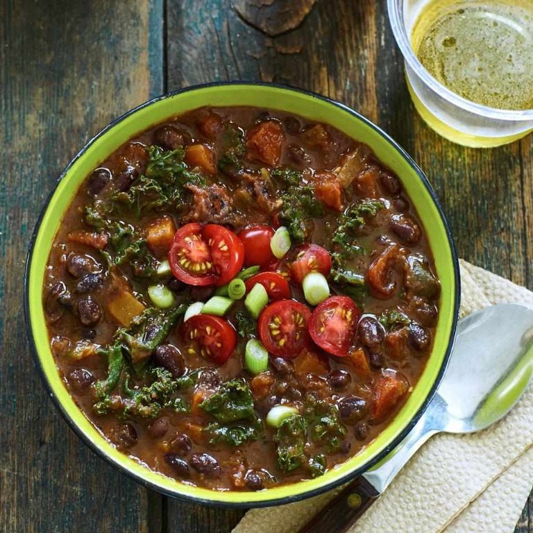 Spicy Jalapeño and Lime Black Bean Soup