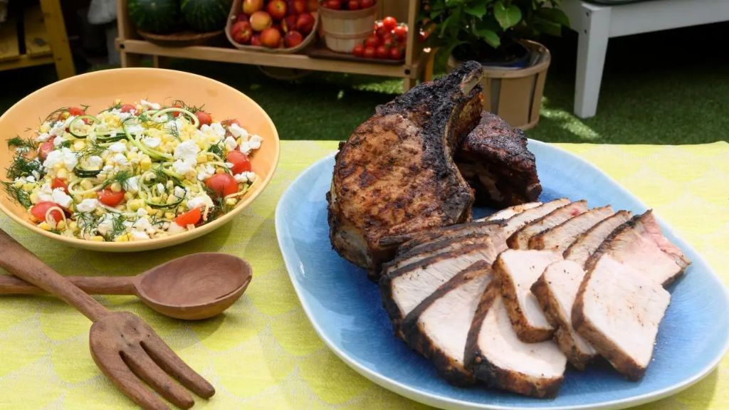 Spicy Paprika Pork Chops with Zucchini Noodles