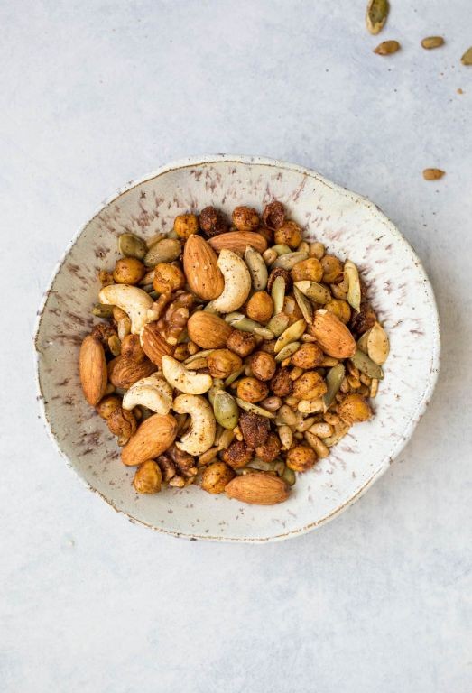 Spicy Roasted Chickpea Snack Mix