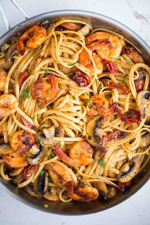 Spicy Shrimp and Mushroom Pasta