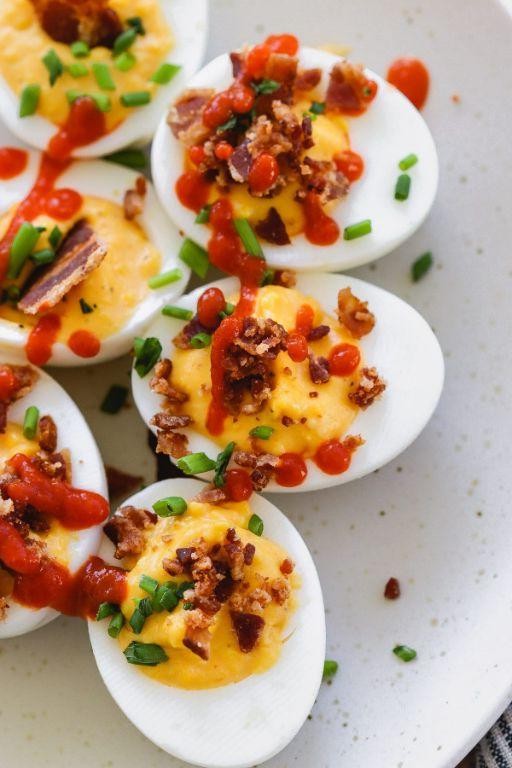Spicy Sriracha Deviled Eggs