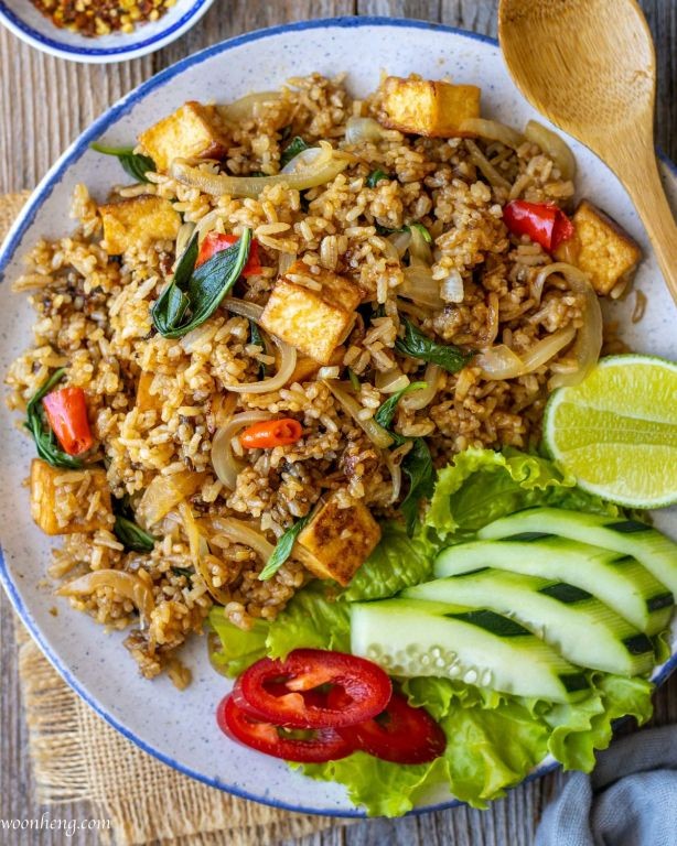 Spicy Thai Vegan Basil Fried Rice