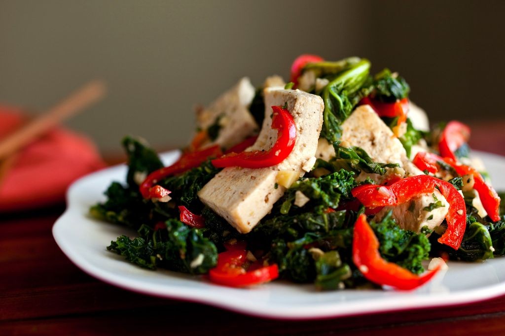 Spicy Tofu and Kale Stir-Fry