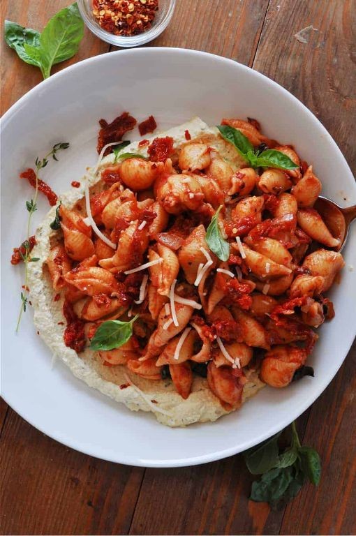 Spicy Tomato Basil Shell On Shrimp