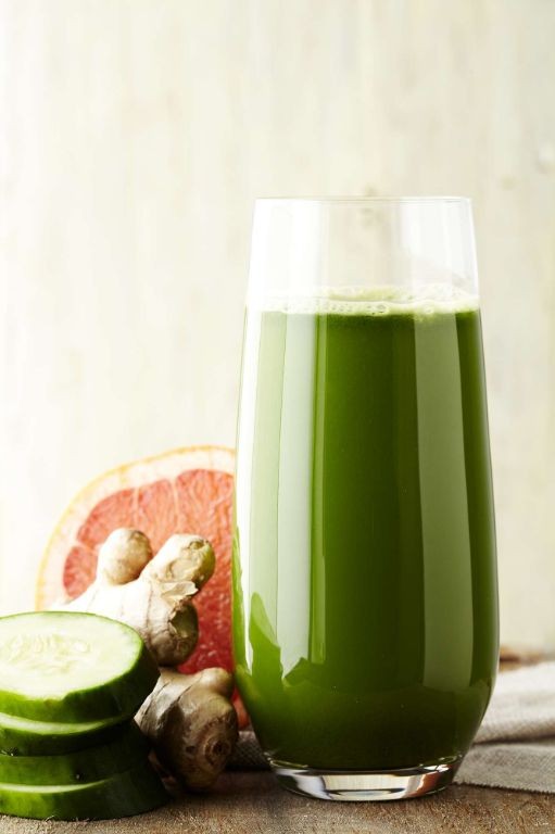 Spinach Apple Ginger Cleansing Juice