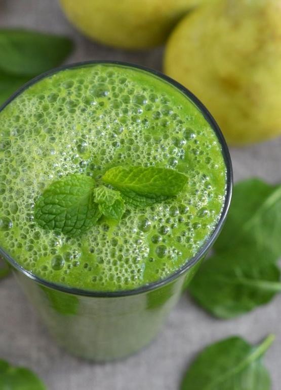 Spinach Pear Green Juice