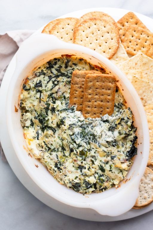 Spinach and Artichoke Dip with Whole Grain Crackers