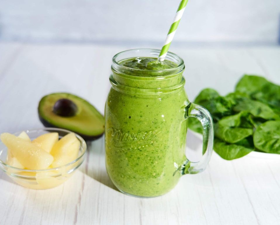 Spinach and Avocado Green Smoothie