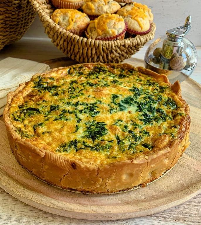 Spinach and Blue Cheese Quiche with Walnuts
