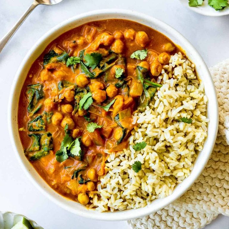 Spinach and Chickpea Curry