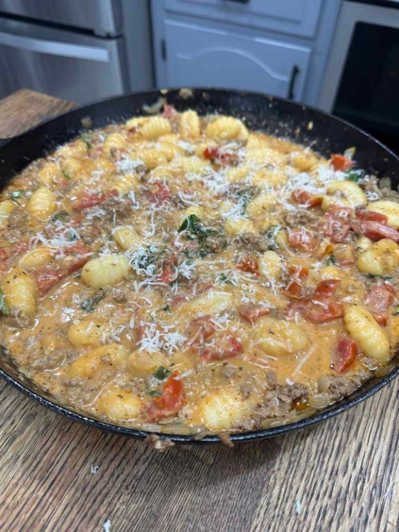 Spinach and Ground Beef Gnocchi Skillet