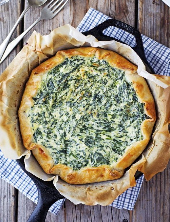 Spinach and Ricotta Quiche with a Parmesan Crust