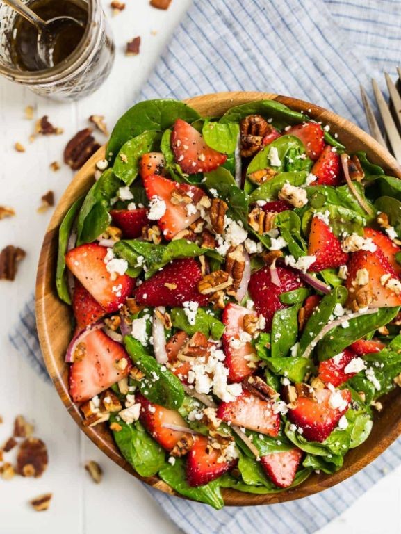 Spinach and Strawberry Breakfast Salad